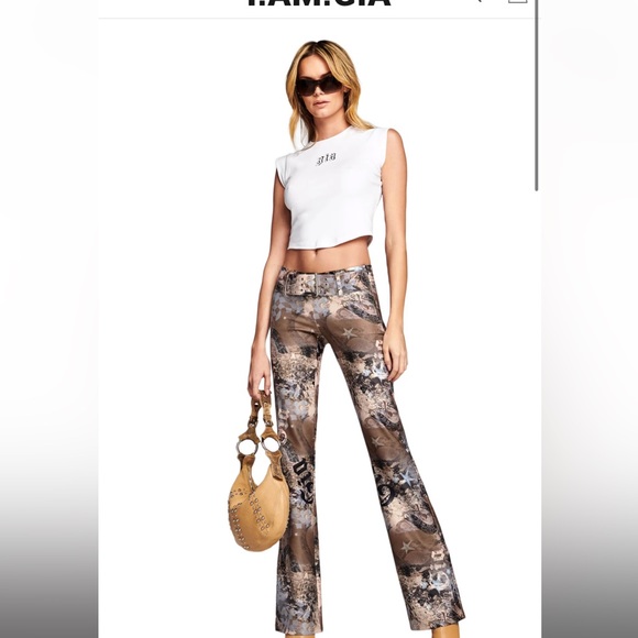 Mid-rise pant in star print custom designed by I.AM.GIA - Picture 5 of 7